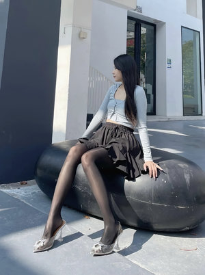 翁虹在《欲霸天下》演谁